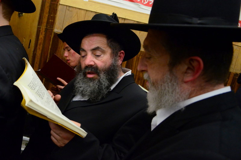 צפו בגלריה: סליחות במרכז חב"ד העולמי - 770