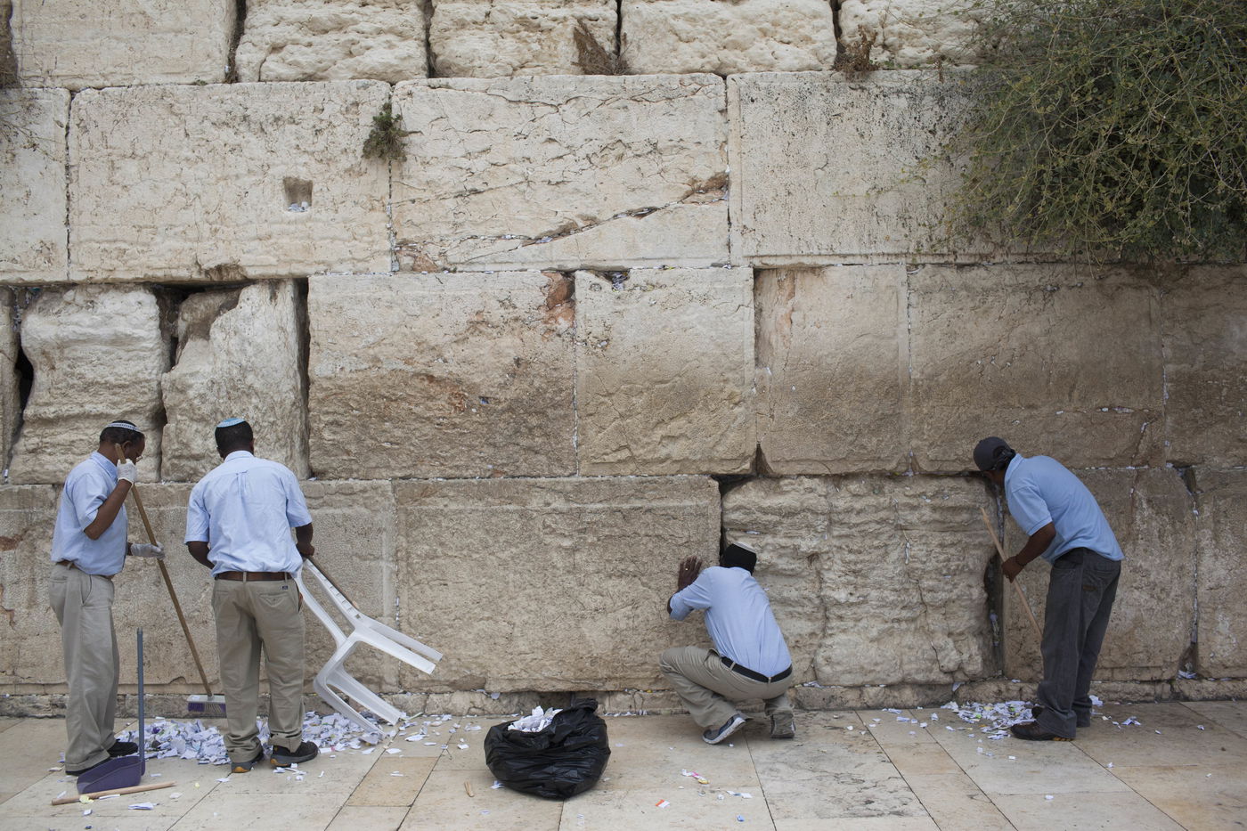 הכותל: לקראת שנה חדשה של תפילות