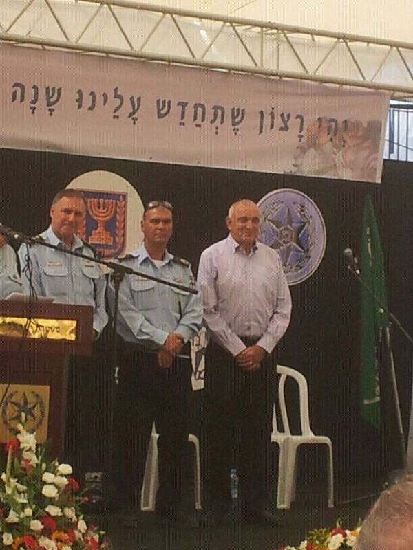 למה לא טובלים בצל בדבש?