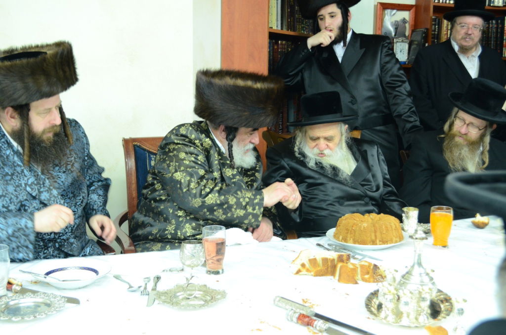 שמחת ויז'ניץ-סאטמר: צפו בגלריה