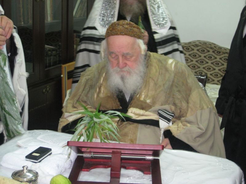 בעל ה'ישועות משה' לבוש בקיטל