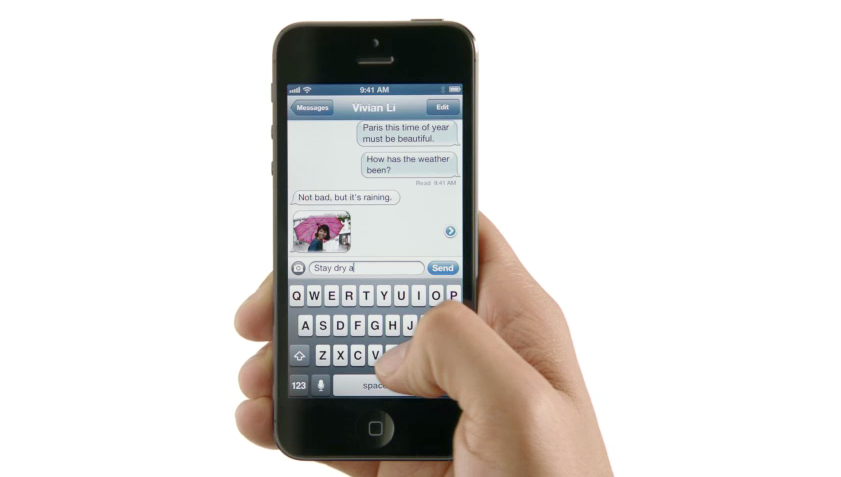 אייפון 5 הושק; אכזבה בקרב מעריצי 'אפל': "לא מה שחשבנו" • כל הפרטים