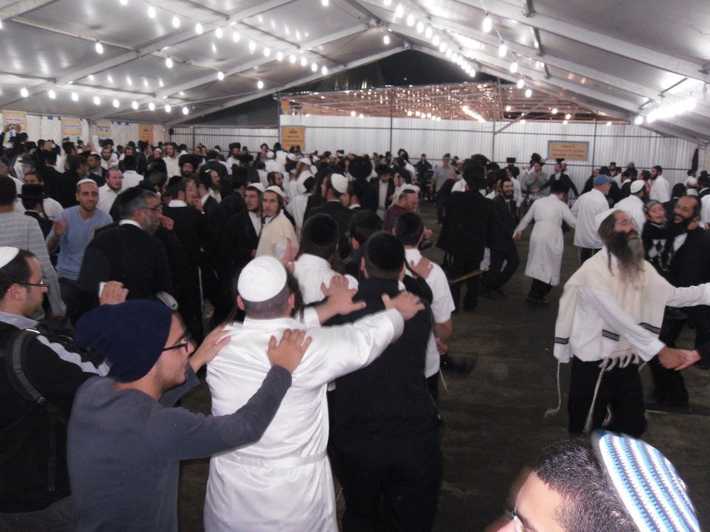 אומן: מתקשים להיפרד מרבינו