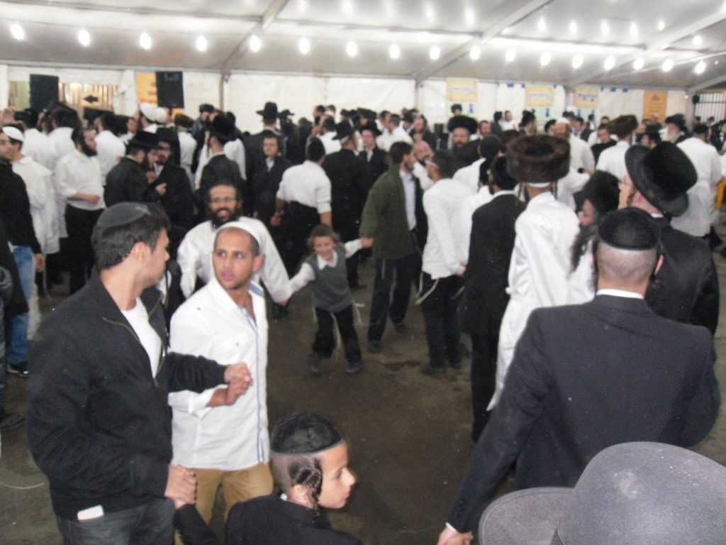 אומן: מתקשים להיפרד מרבינו