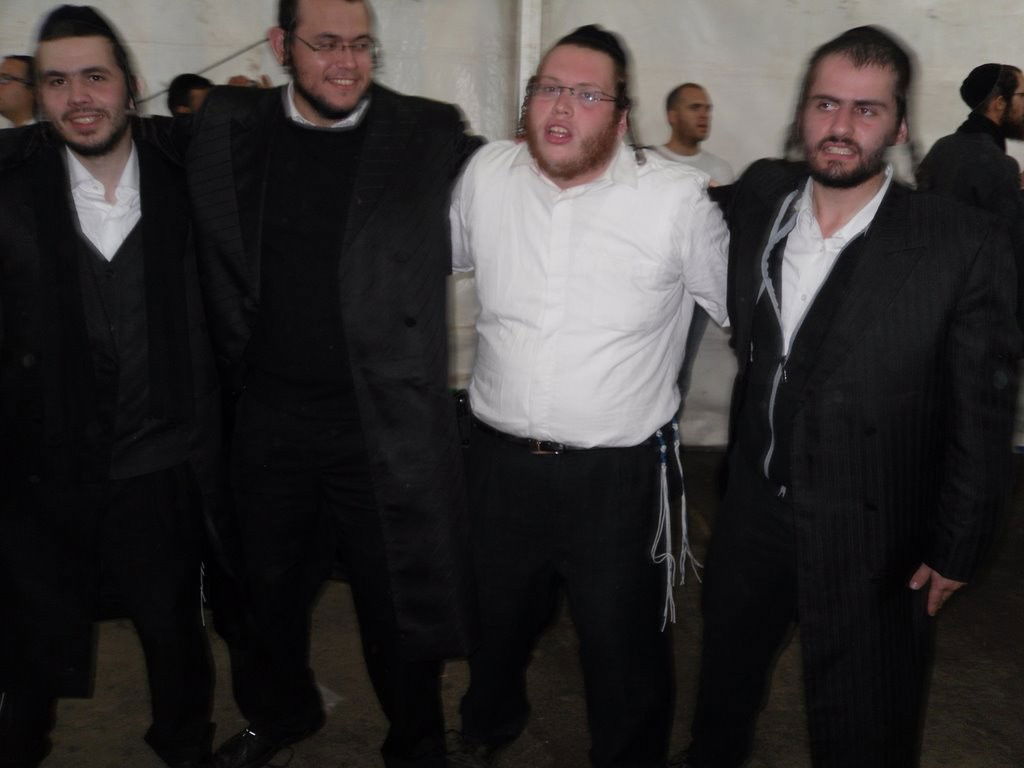 אומן: מתקשים להיפרד מרבינו