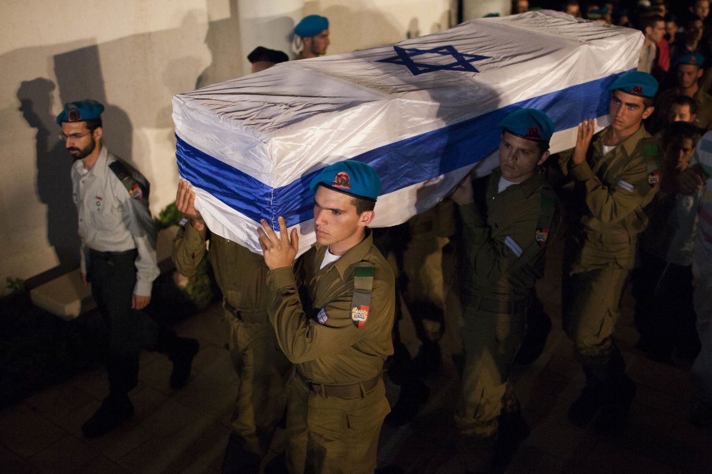 דמעות וכאב: מאות בהלווית רב"ט נתנאל יהלומי הי"ד