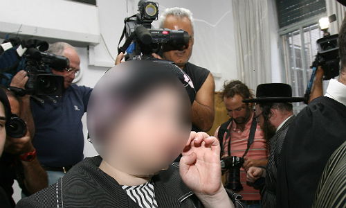 למצולמים אין קשר לכתבה