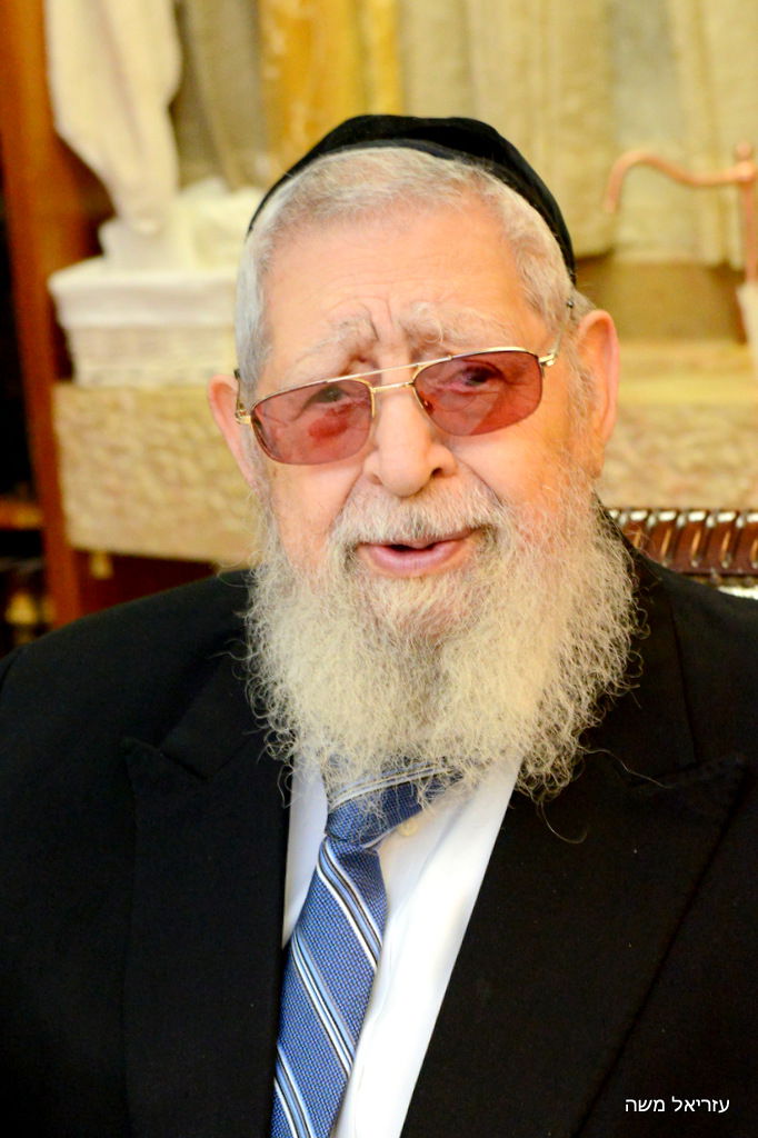 עובדי קול ברמה זכו לשנה טובה מהרב עובדיה יוסף