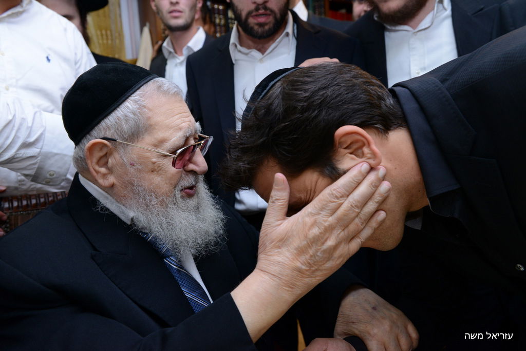 עובדי קול ברמה זכו לשנה טובה מהרב עובדיה יוסף