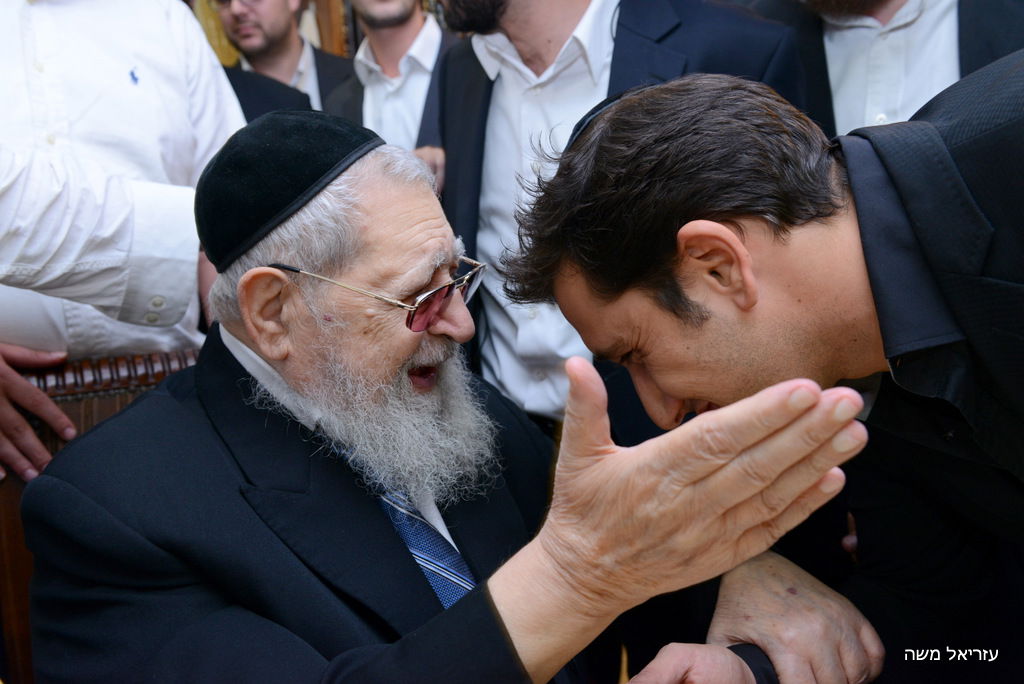 עובדי קול ברמה זכו לשנה טובה מהרב עובדיה יוסף