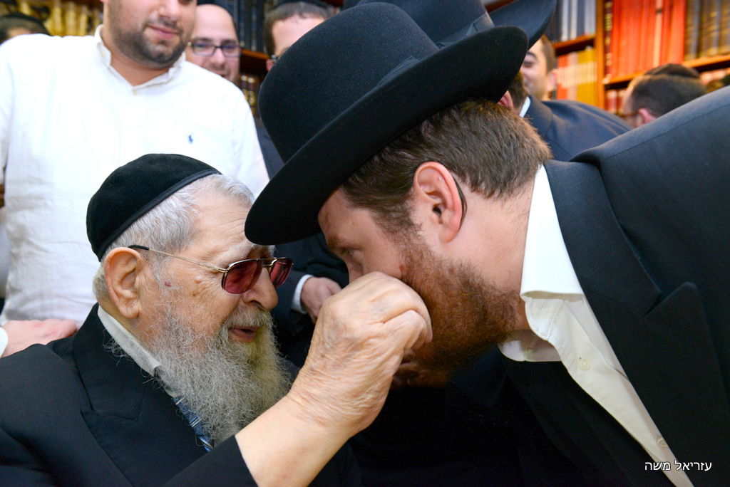 שלמה גולשטיין עורך 'המהדורה המרכזית' מקבל ברכה