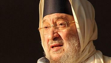 שלום במרומיו, הבבא ברוך