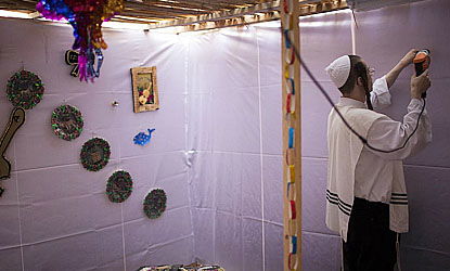 גשם בסוכות: "הרגשנו שהסוכה לא רוצה אותנו"