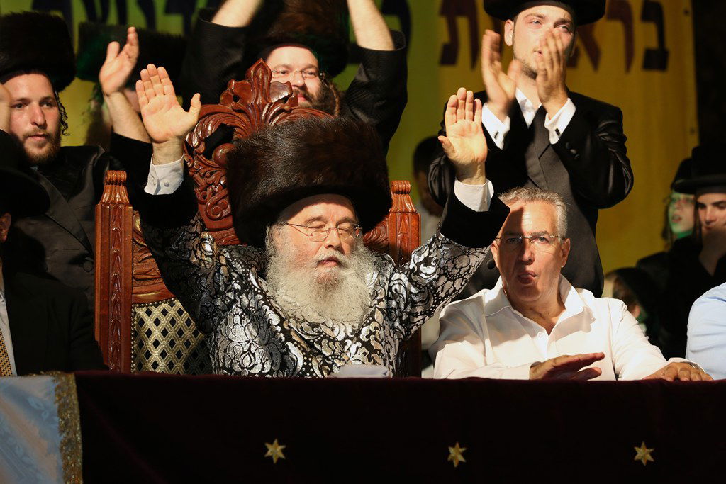 30 אלף איש השתתפו בשמחת בית השואבה של חסידות מישקולץ