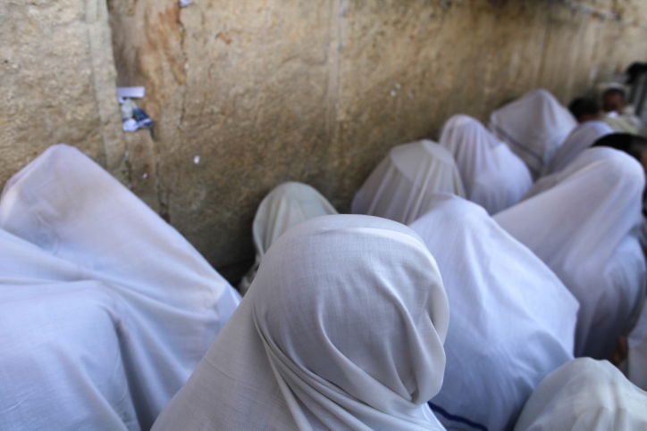 לברך את עמו ישראל: צפו בברכת הכהנים בכותל