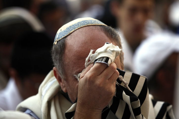 לברך את עמו ישראל: צפו בברכת הכהנים בכותל