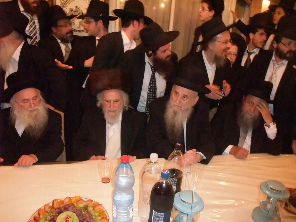 ראשי ישיבות בסוכת הרב שמואל אויערבך ●  תיעוד