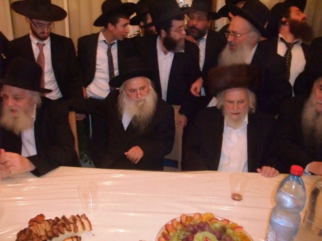 ראשי ישיבות בסוכת הרב שמואל אויערבך ●  תיעוד