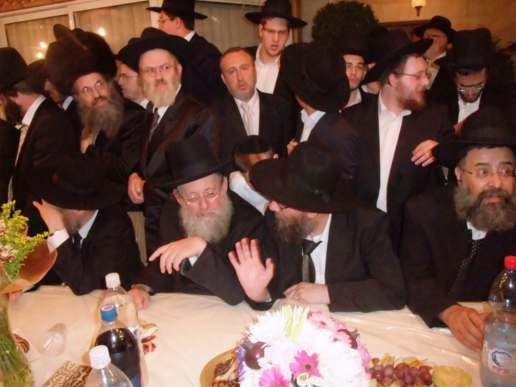 ראשי ישיבות בסוכת הרב שמואל אויערבך ●  תיעוד