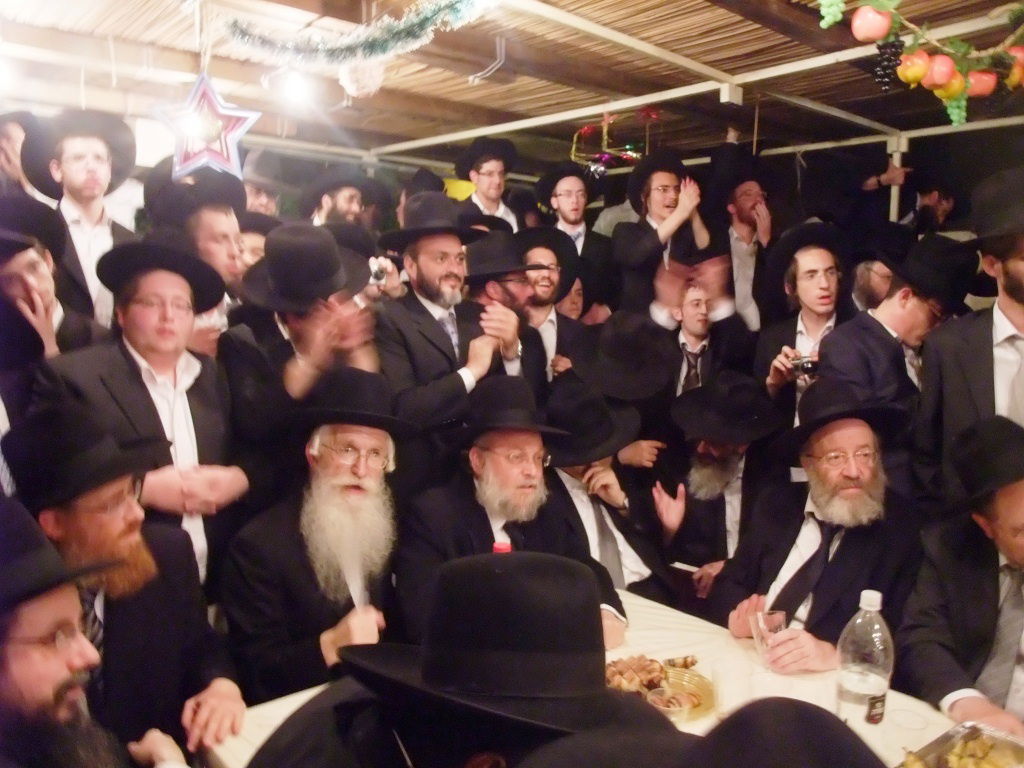 ראשי ישיבות בסוכת הרב שמואל אויערבך ●  תיעוד