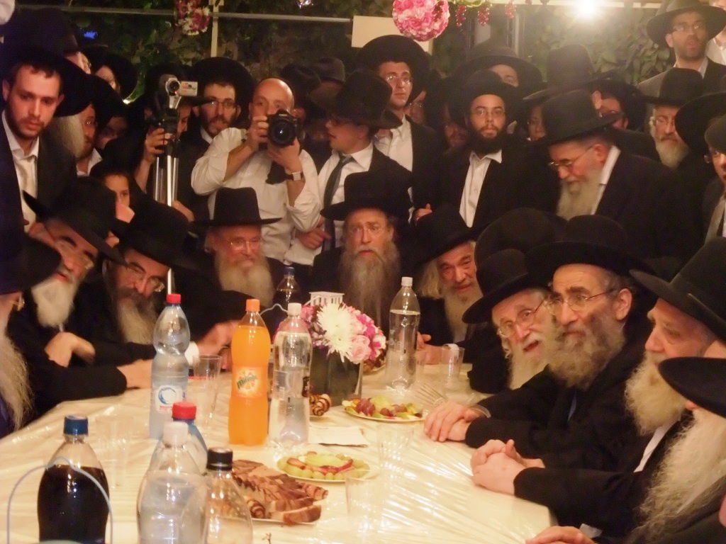 ראשי ישיבות בסוכת הרב שמואל אויערבך ●  תיעוד