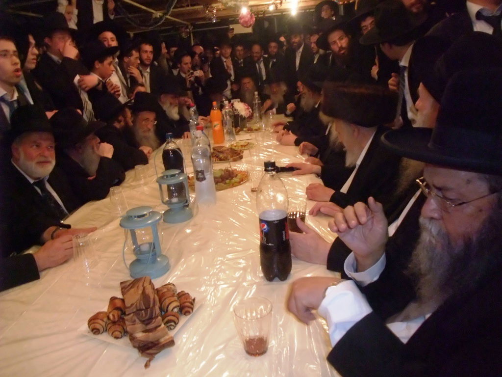 ראשי ישיבות בסוכת הרב שמואל אויערבך ●  תיעוד