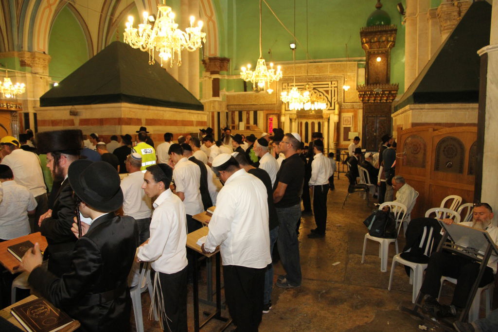 צפו: חגיגת ענק בחברון עם מרדכי בן דוד