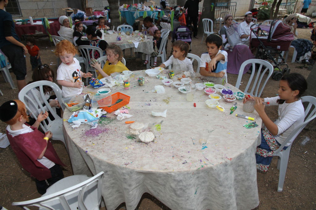 צפו: חגיגת ענק בחברון עם מרדכי בן דוד