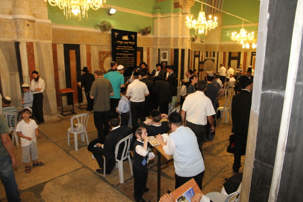 צפו: חגיגת ענק בחברון עם מרדכי בן דוד