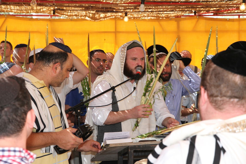 צפו: חגיגת ענק בחברון עם מרדכי בן דוד