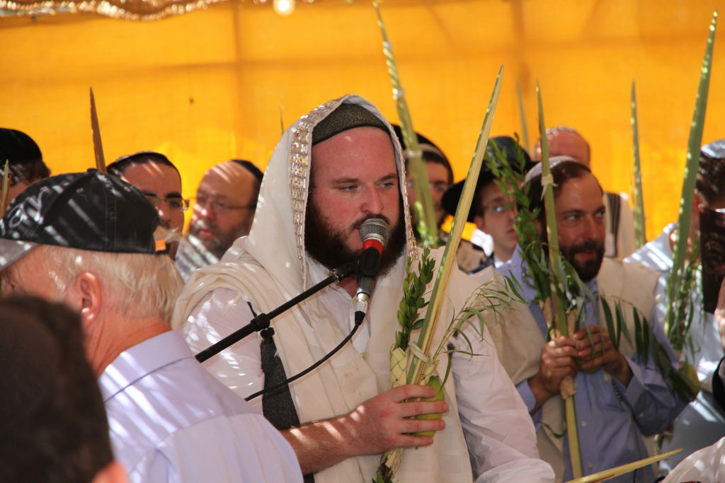 צפו: חגיגת ענק בחברון עם מרדכי בן דוד