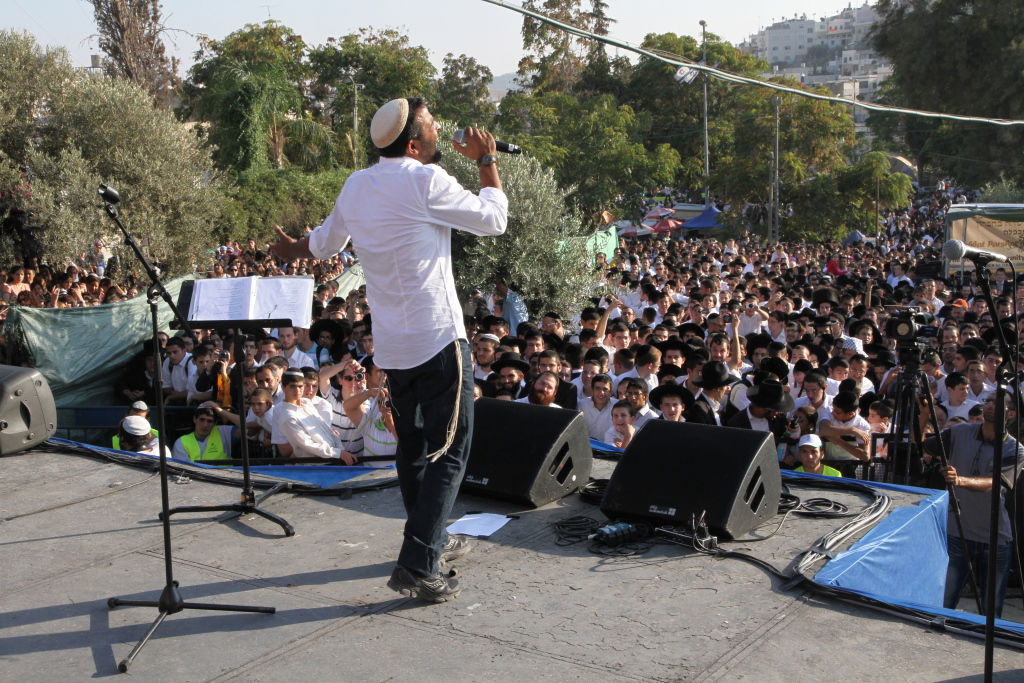 צפו: חגיגת ענק בחברון עם מרדכי בן דוד