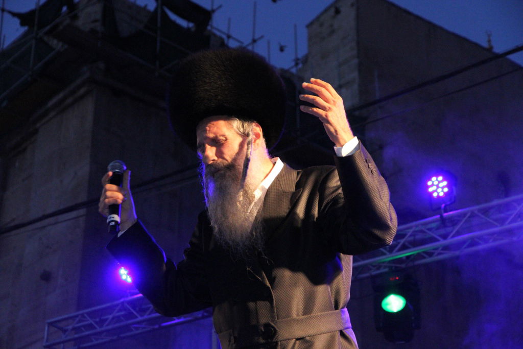 צפו: חגיגת ענק בחברון עם מרדכי בן דוד