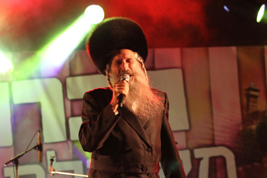 צפו: חגיגת ענק בחברון עם מרדכי בן דוד