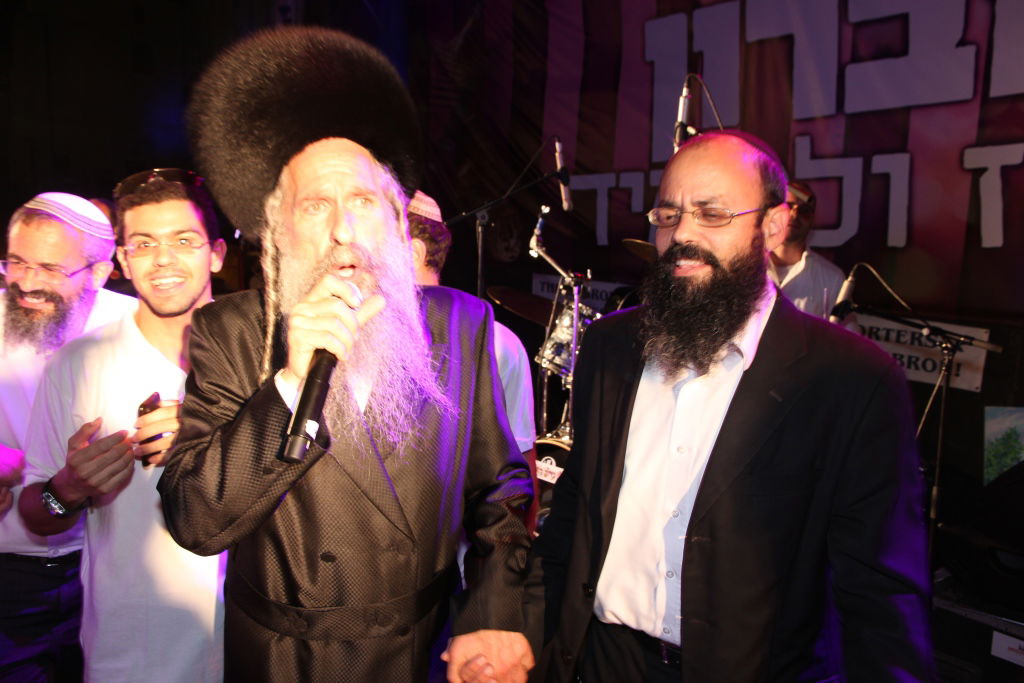 צפו: חגיגת ענק בחברון עם מרדכי בן דוד