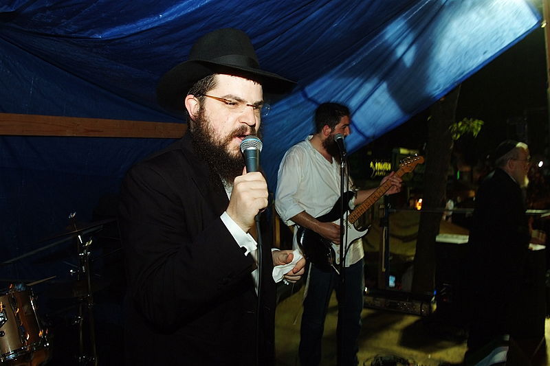 שמחת בית השואבה בניו-יורק: מראות שלא תראו בשום מקום אחר