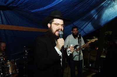 שמחת בית השואבה בניו-יורק: מראות שלא תראו בשום מקום אחר