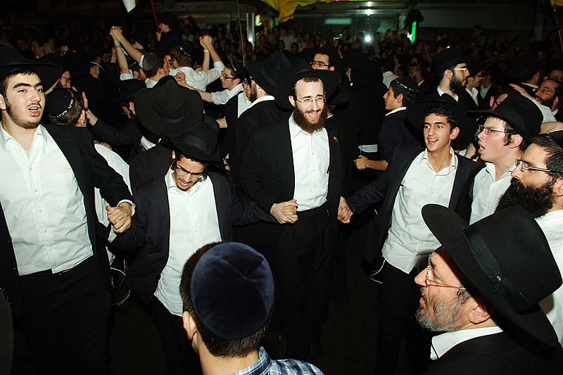 שמחת בית השואבה בניו-יורק: מראות שלא תראו בשום מקום אחר