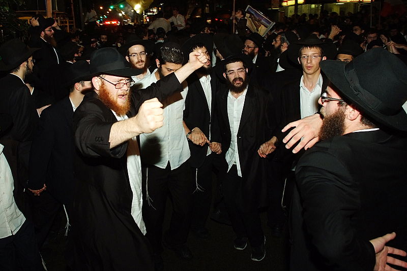 שמחת בית השואבה בניו-יורק: מראות שלא תראו בשום מקום אחר