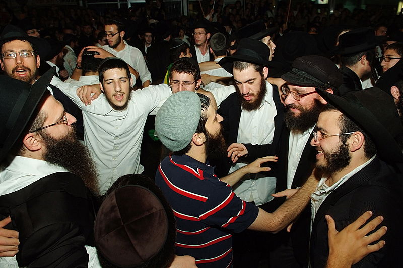 שמחת בית השואבה בניו-יורק: מראות שלא תראו בשום מקום אחר