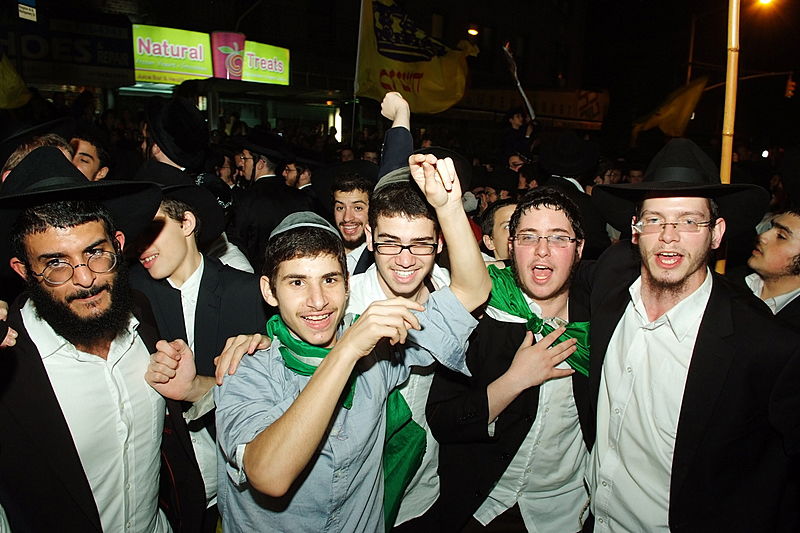 שמחת בית השואבה בניו-יורק: מראות שלא תראו בשום מקום אחר