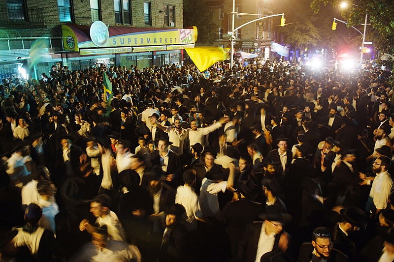 שמחת בית השואבה בניו-יורק: מראות שלא תראו בשום מקום אחר