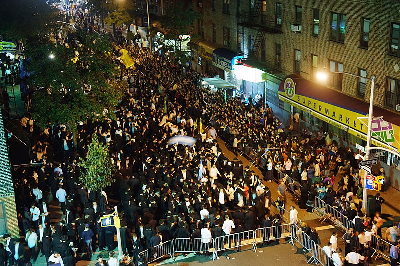 שמחת בית השואבה בניו-יורק: מראות שלא תראו בשום מקום אחר