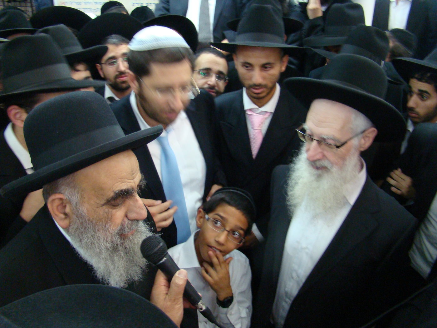 יאמרו נא בית אהרן: הקפות בירושלים