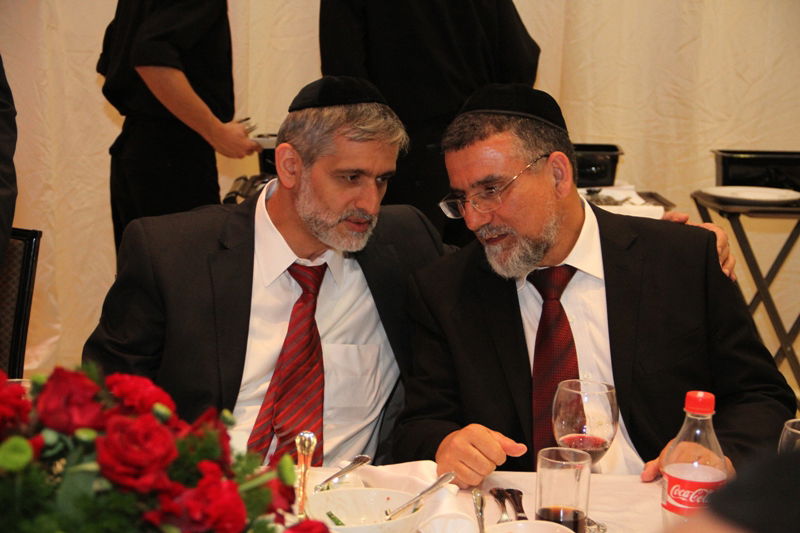 בצל המתח: השר ישי פגש את פעילי ש"ס במועצות האיזוריות