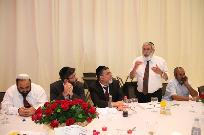 בצל המתח: השר ישי פגש את פעילי ש"ס במועצות האיזוריות