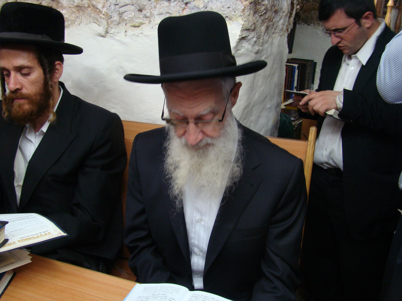 צפו בתמונות: הילולת שמעון הצדיק