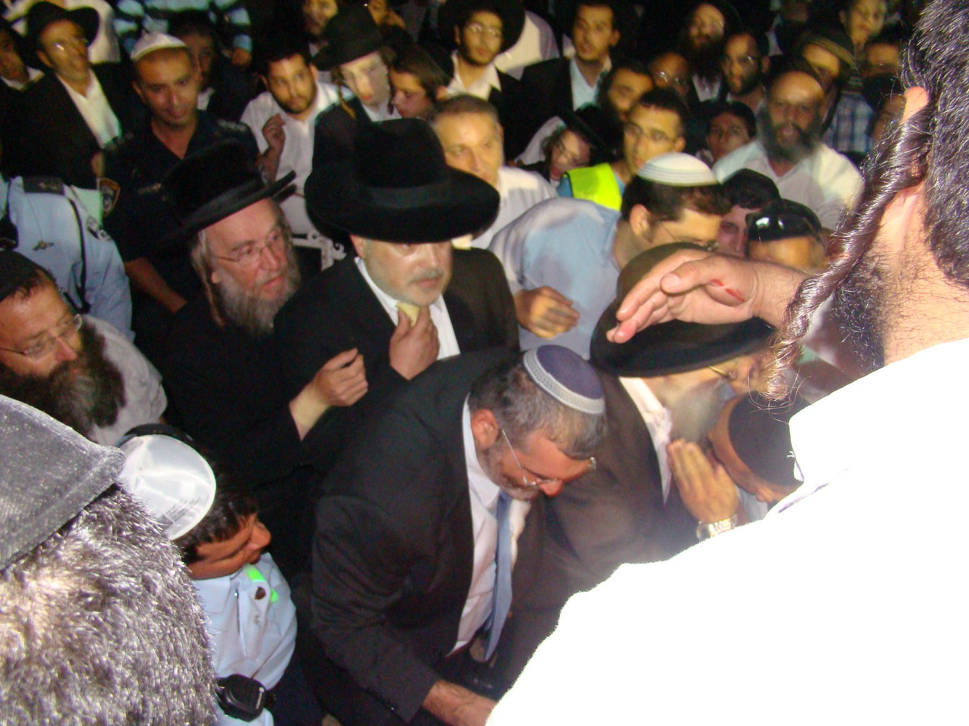 צפו בתמונות: הילולת שמעון הצדיק