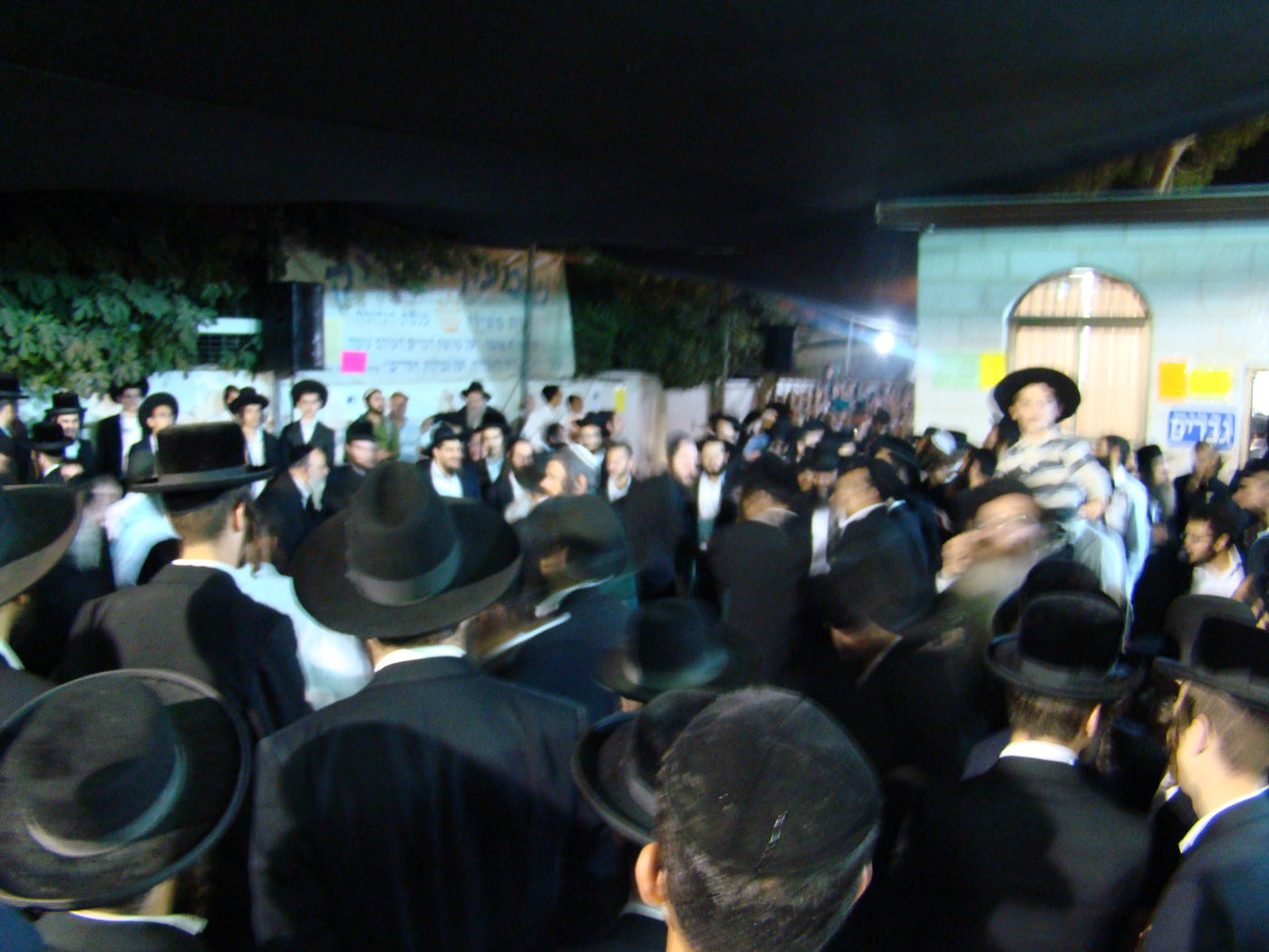 צפו בתמונות: הילולת שמעון הצדיק