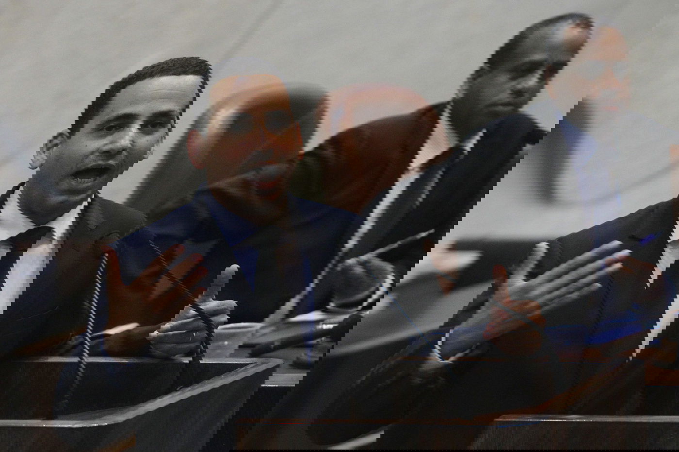 תיעוד: כך חברי הכנסת פזרו את עצמם